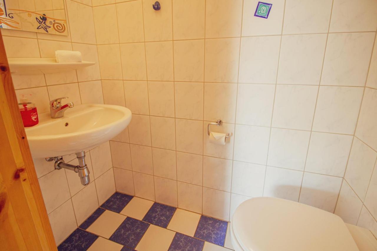Ferienwohnung Haus Leuchtturm - Ebbe Krummhörn Exterior foto